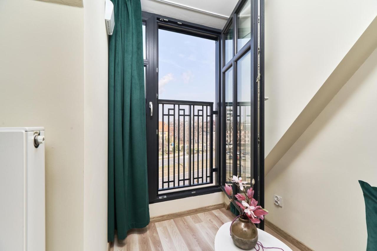 Under The Wroclove Sky By Noclegi Renters Wroclaw Exterior photo