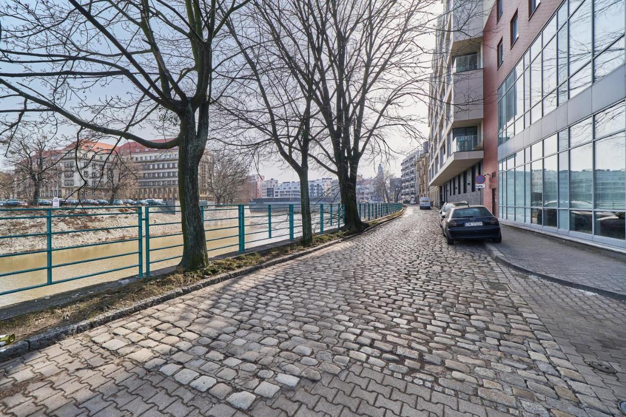 Under The Wroclove Sky By Noclegi Renters Wroclaw Exterior photo